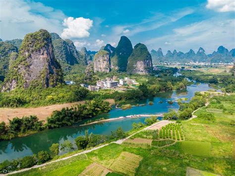 Guilin Yulong River + Silver Cave + Utopia + Shilihualang Day Tour ...