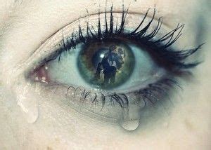 Sharp Objects Flashback Scene 的图像结果