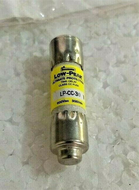 LP-CC-30 LPCC-30 ( 30 Amp ) 600Vac Bussmann TIME DELAY CLASS CC Fuse ...