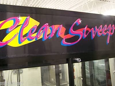 Clean Sweep Claw Machine 的图像结果