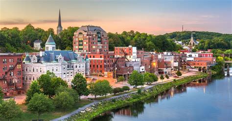 Cheap Car Hire at Augusta Airport, Maine