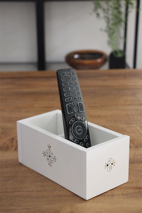 Remote Control Caddy DIY 的图像结果