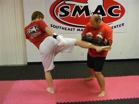 Kick Boxing 的图像结果