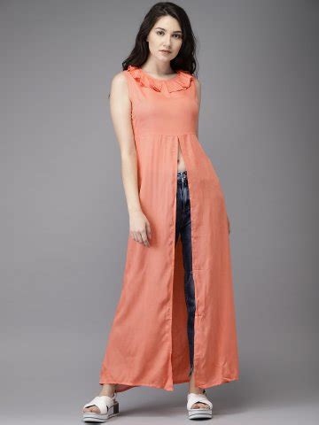 Are You an Ardent Fan of Traditional Indian Dresses? We Bring You Best ...