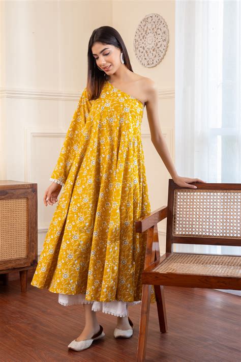 One shoulder Yellow Cotton Kurta with Palazzo (Set of 2) – Aadveka