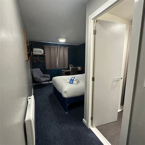 TRAVELODGE RUGBY CENTRAL - Hotel Reviews, Photos, Rate Comparison ...