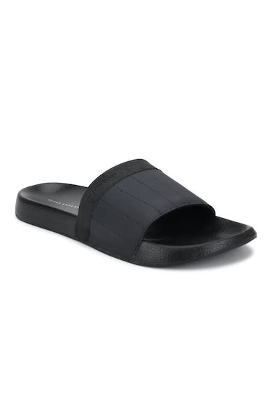 Buy Men Black Flip Flops Online - 704270 | Peter England