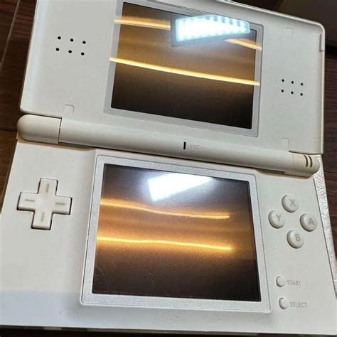 【目立った傷や汚れなし】美品 ニンテンドー ニンテンドーDS Lite クリスタルホワイト ACアダプタ付属 Nintendo DS ライト ...