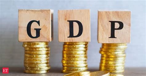 uk gdp: UK GDP growth slows to six-month low as COVID hit hospitality ...