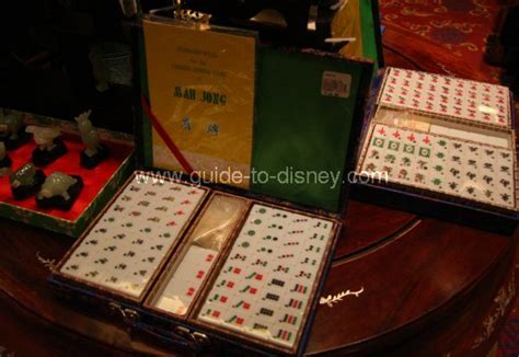 Guide to Disney World - Yong Feng Shangdian Department Store in China ...