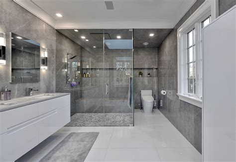 Modern Master Bathroom