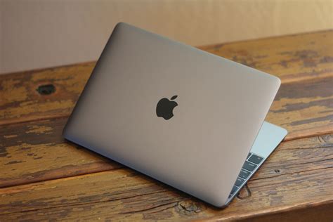 Review: The new 12-inch MacBook is a laptop without an ecosystem | Macworld