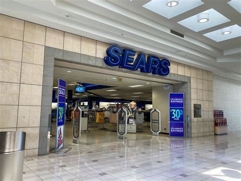 Sears - Concord Mall Entrance - 1 | Photo tour of one of the… | Flickr