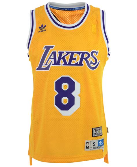 Lakers Jerseys That Are Retired at James Velarde blog