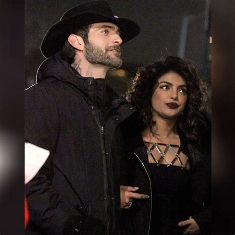 Priyanka Chopra's passionate kiss with Alan Powell is the hottest thing ...