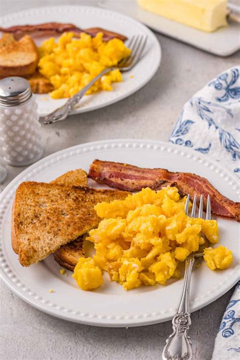 Air Fryer Scrambled Eggs • Pancake Recipes