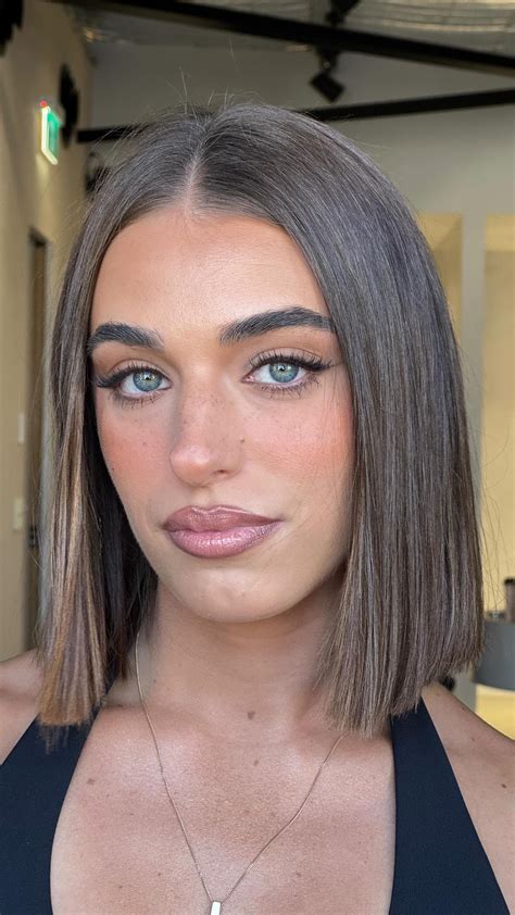 ASHLEY - ADELAIDE MUA | Same look on different features - what do you think? 🤔 #makeup # ...