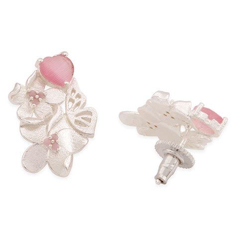 Love Paradise Lovely Floral Studs – VOYLLA