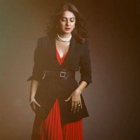 Jennifer Winget-Approved 8 Statement Earrings to Elevate Any Basic Look