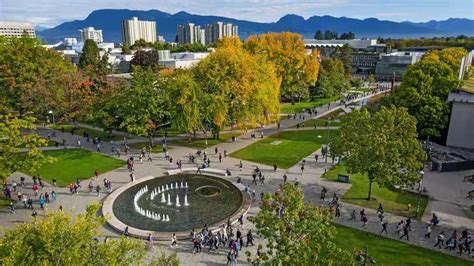 温哥华学院,阿布特斯,大学_大山谷图库