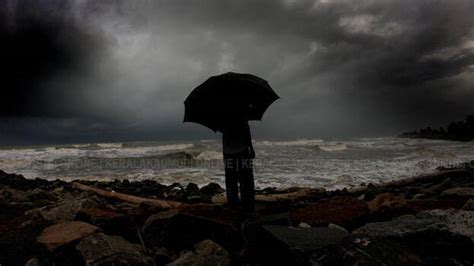 Widespread heavy rains in state; collectors directed to open camps ...