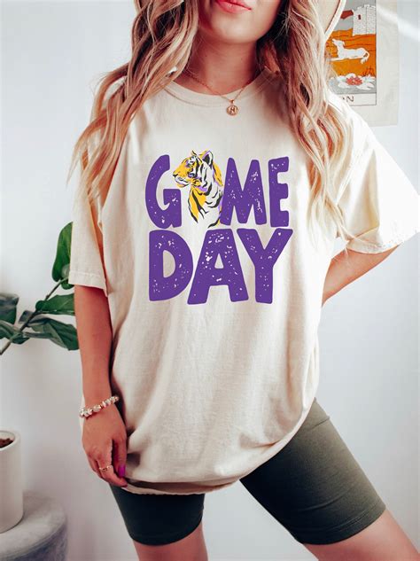 Tigers Graphic Game Day Shirt