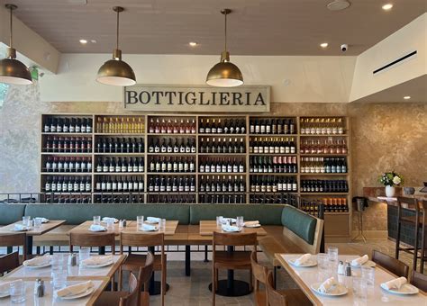 All Roads in Brentwood Is a Charming Ode to Roman Cuisine Serving Pinsa ...