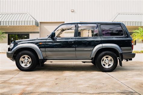 1995 Toyota Land Cruiser File:1995 1998 Toyota Land Cruiser (HZJ80R)