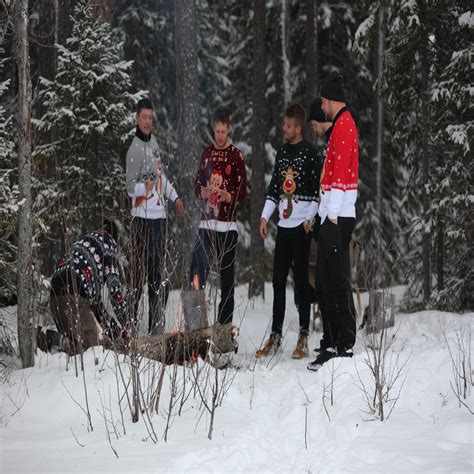 How do Jews celebrate Christmas - faith, culture, Hanukkah and family