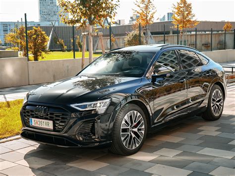 https://auto-motor.at/Auto/Testberichte/Audi-Test/Audi-Q8-e-tron-Test/Audi-Q8-Sportback-55-e-tron-quattro-S-line-008.jpg?v=1697749201&version=full
