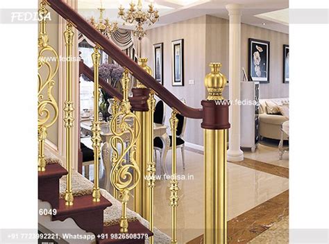 Luxury Classic Steel Concrete Stairs Steel Railing In Staircase ...