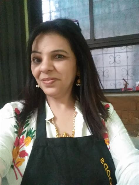 Hemali Shah from Mumbai is Super Woman 2022 Contestant