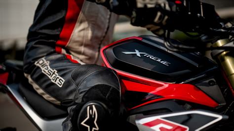 Hero Xtreme 250 R launched at 1.80 lakh at Auto Expo 2025 - Overdrive