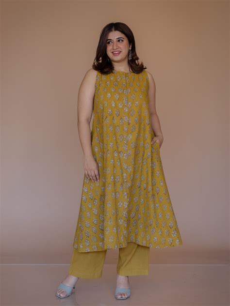 Heena Yellow Bagru Cotton A Line Kurta – THE INDIAN ETHNIC CO.