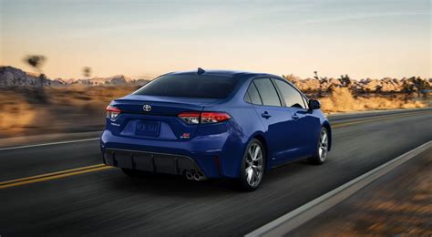 Breaking Down the Corolla LE vs SE - Toyota of Clermont Blog