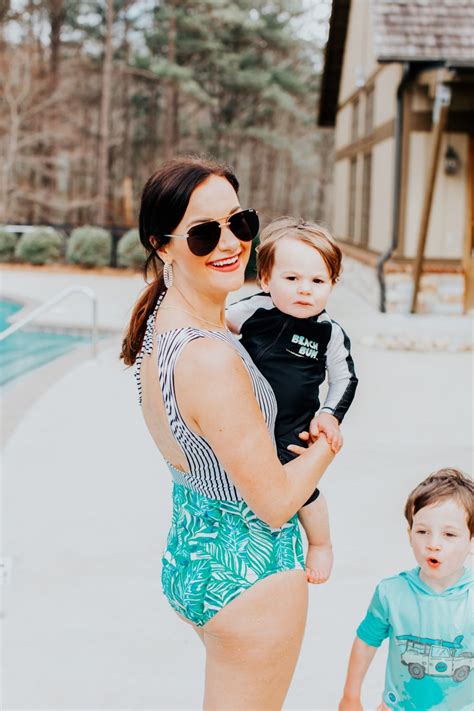 Best Swimwear For Mum Tum – Best Swimsuits for Moms: Stylish ...