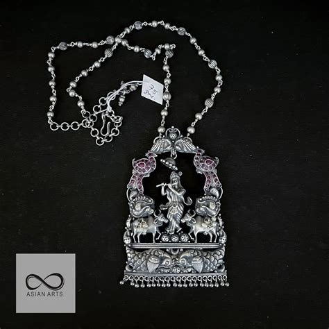 Pendants| Kemp, Kundan, Nakshi – Asian Arts