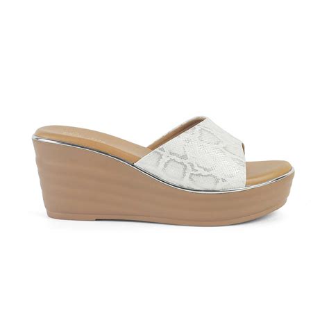 Buy Women's Wedges Sandals Online At Best Prices - Tresmode