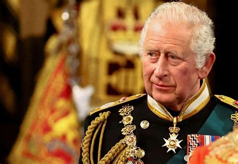 Vua Charles III chính thức kế vị ngai vàng | XANH EWEC