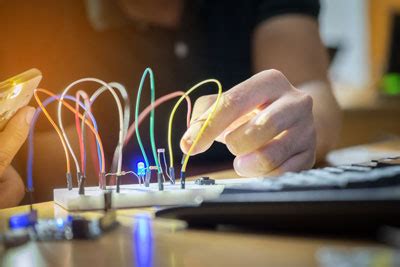 DIY Robotics Kit 的图像结果