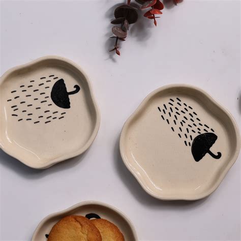 Ceramic Dessert Plates Handmade in India – WeavingHomes