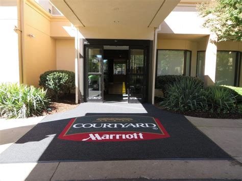 Keep Floors Clean & Safe with Custom Outdoor Floor Mats | Custom Logo ...