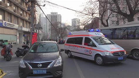 Beijing EMC Ambulance Responding 北京120急救中心救护车出警