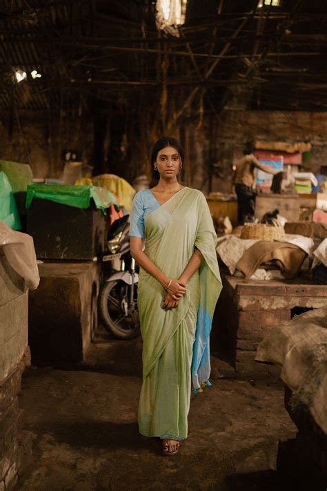 Handloom Sarees - Buy Pure Handloom Indian Sarees Online