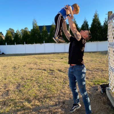 Zach Hibbert (@zachhibster) / Twitter