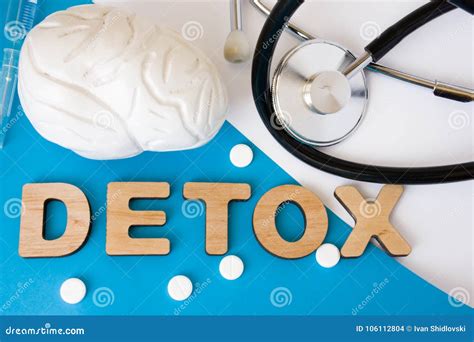 Brain Detox Concept Photo. Word Detox of Volumetric Letters is Near 3D Brain Model and Medical ...