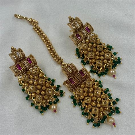 Traditional Choker Jewellery Set Earrings Maang Tikka – The Girivara