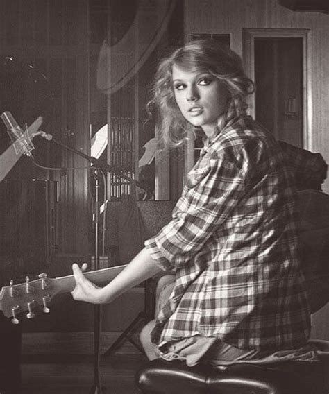 i kinda need a hero, is it you? | Taylor swift album, Taylor swift ...