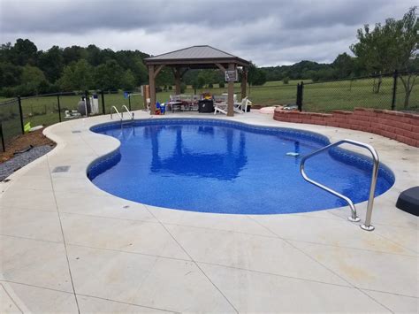 Dickson Vinyl Liner Pools | Kingston Springs Inground Pool Builder