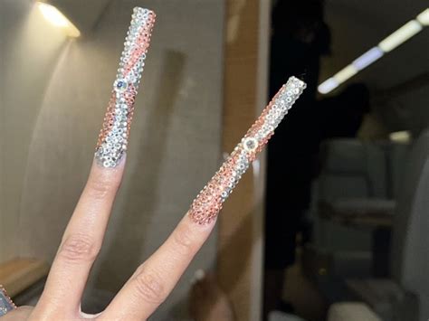 Cardi B might have the longest nails in the entire rap game — Attack ...
